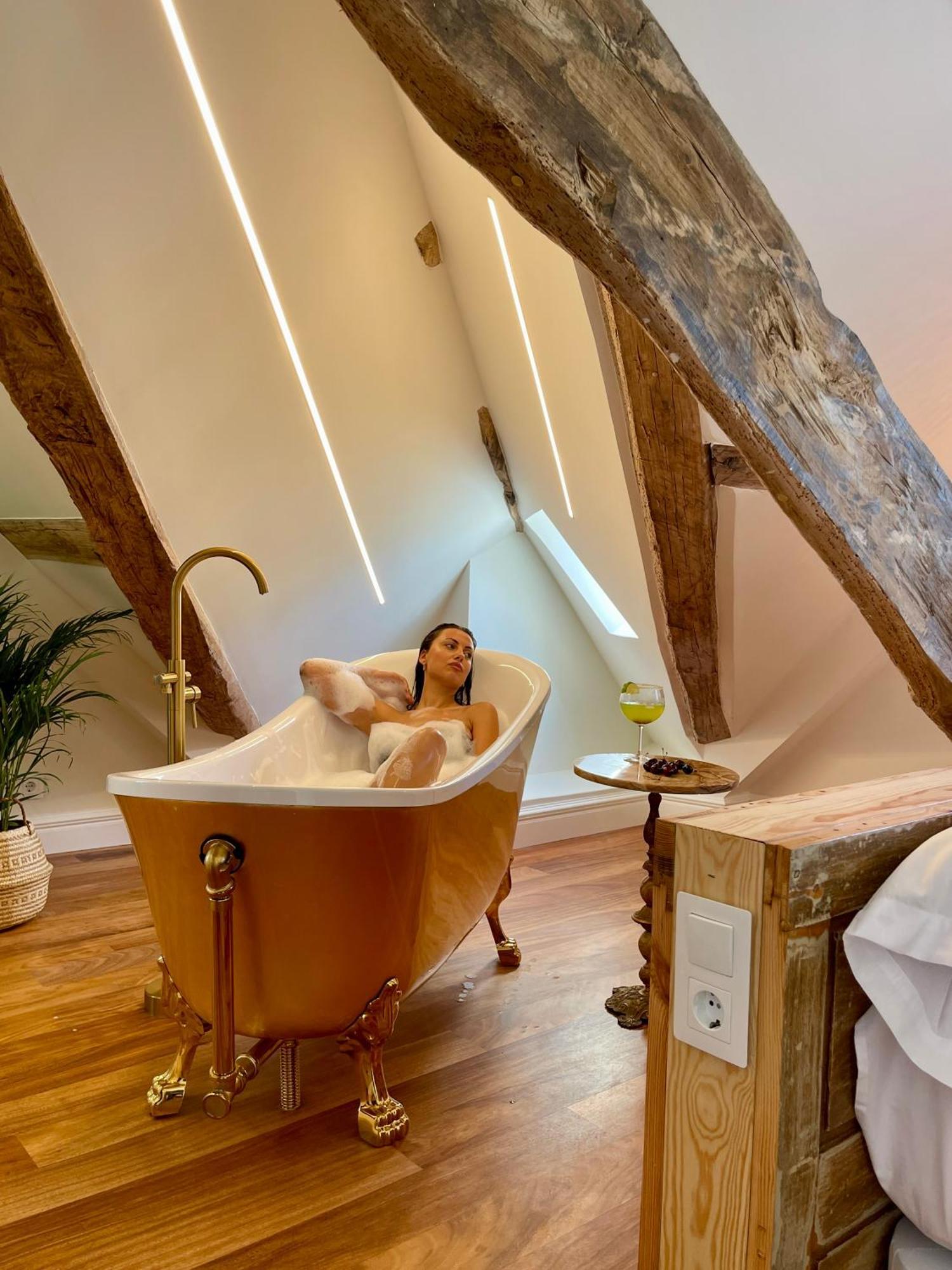 Villa Boutique 1880, Escapada Romantica Con Spa Privado Exterior, Privacidad Y Servicio Personalizado San Salvador エクステリア 写真